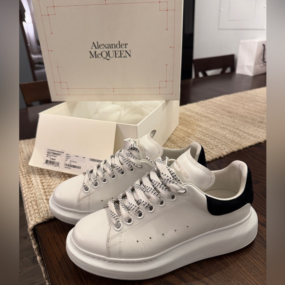 Alexander McQueen Sneakers in White and Black